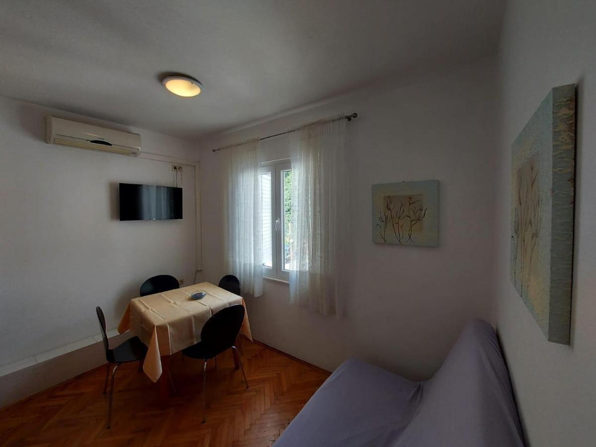 Apartments By The Sea Duce, Omis - 2731 두기라트 외부 사진