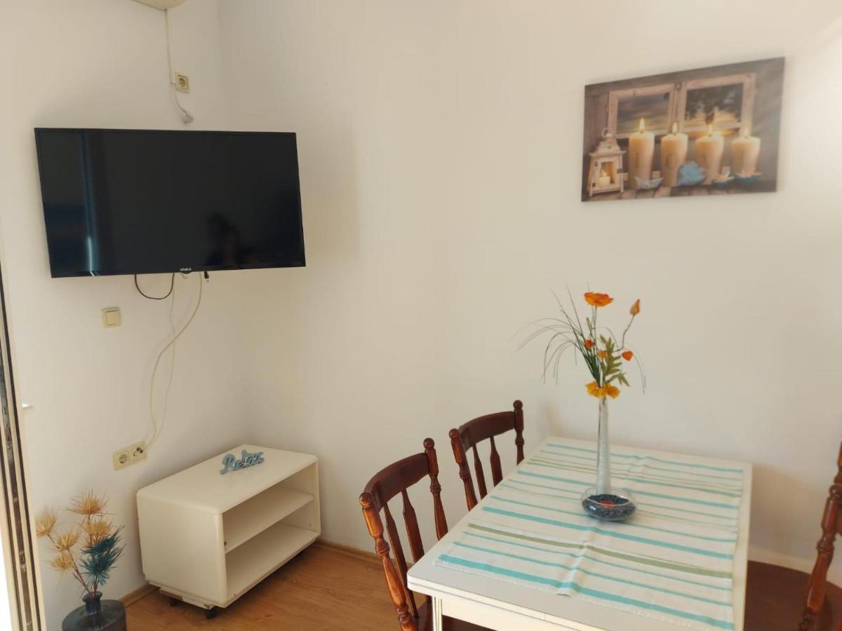 Apartments By The Sea Duce, Omis - 2731 두기라트 외부 사진